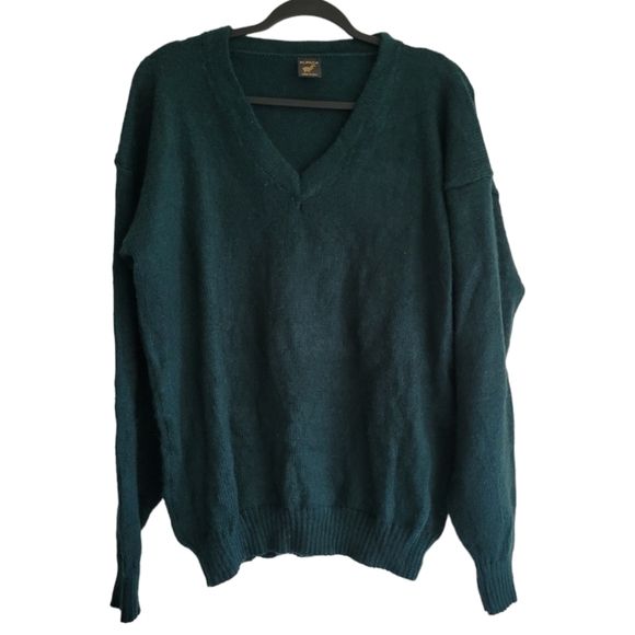 Long Sleeve V Neck Alpaca Forest Green Sweater Size M L - Picture 1 of 4